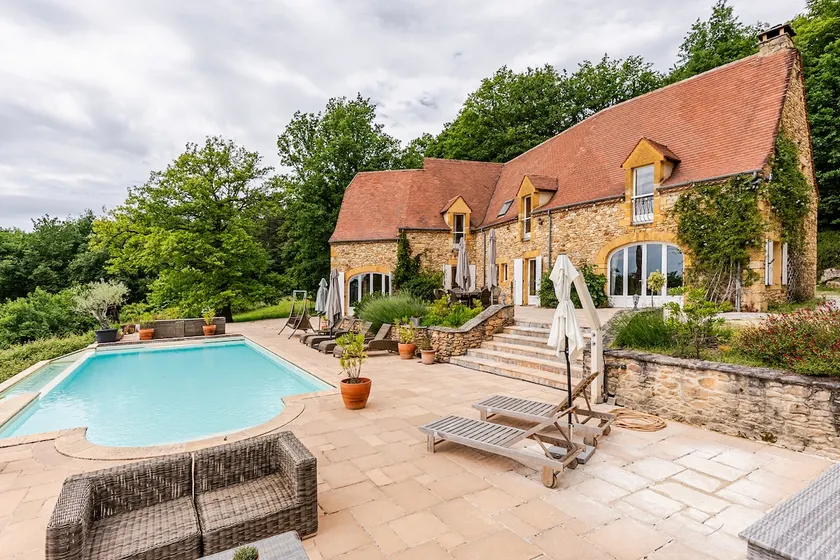 Epic view Chateau with private Pool & Hot Tub - Image 1