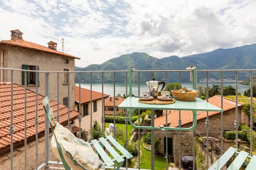 La Finestra sul Lago- Charming lake view apartment - Image 1