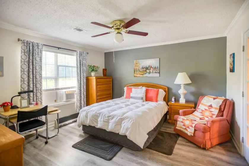 New Apartment, Cozy and Close to Everything - Image 1