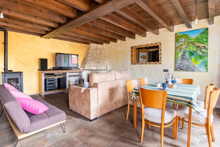SENDA DEL CHORRON HOUSE. - Image 1