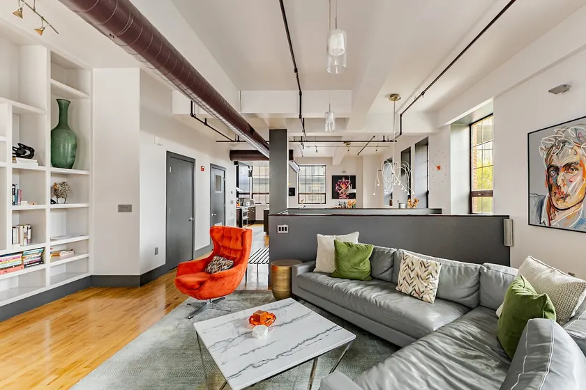 Designer Loft w/ Private Garden - Image 1
