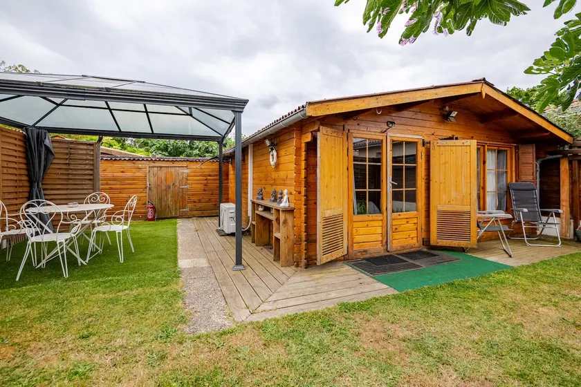 Romantic Zen Chalet Heated/Air-Conditioned - Image 1