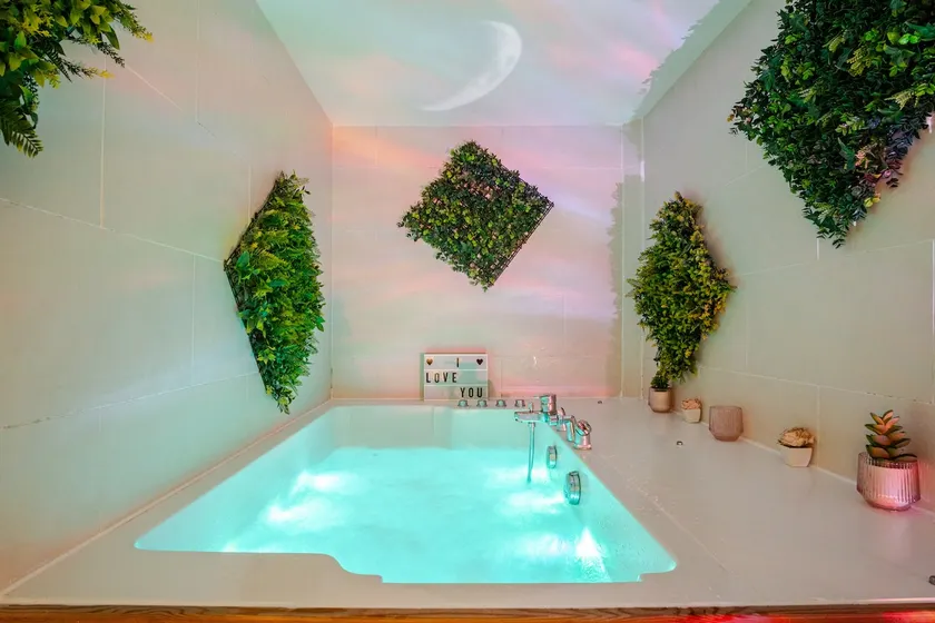 Escale Caux Cooning**** Charm and Balneo Etretat - Image 1