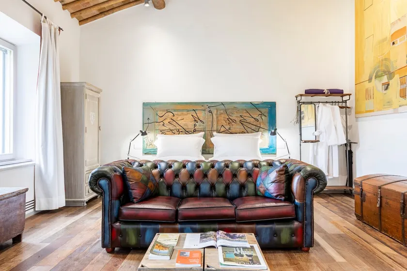 Montalcino Townhouse with private garden & Spa - Image 1