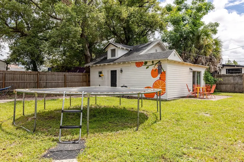 “The Clementine” Boho Home in Orlando’s Food Scene - Image 1