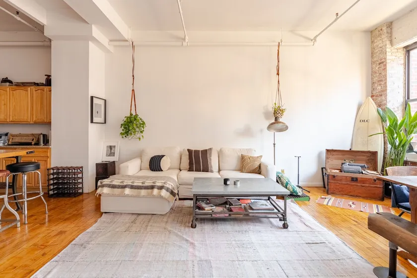 Prime Artist Loft & Exposed Brick - Image 1