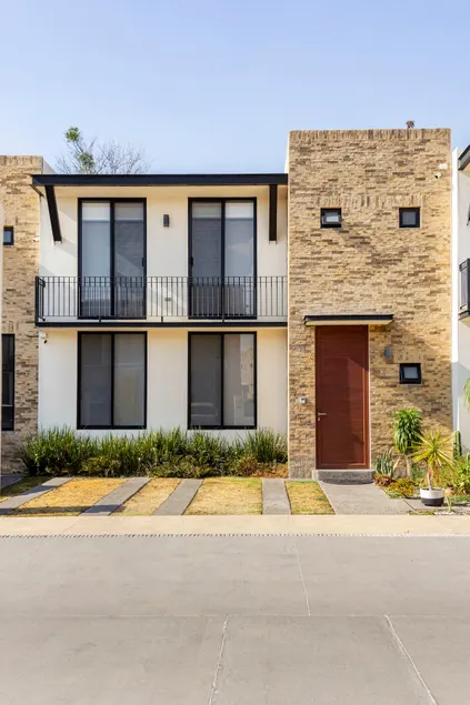 Spectacular location of the house in Querétaro - Image 1