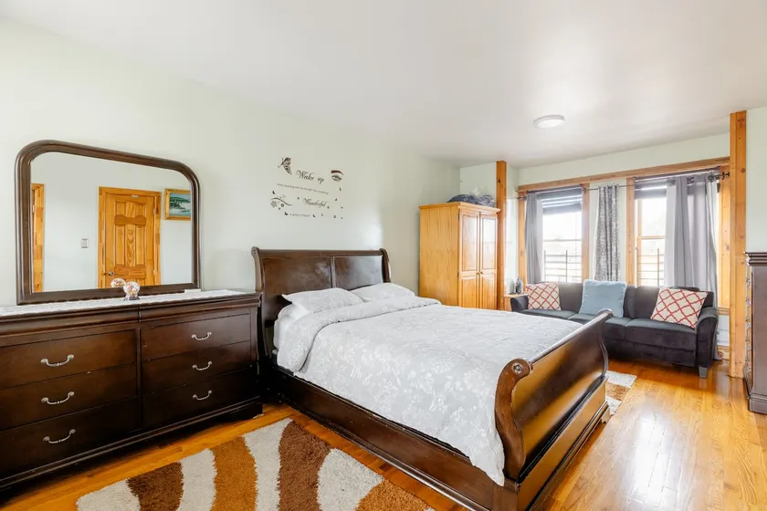 Charming and Sunfilled Studio in Brooklyn - Image 1