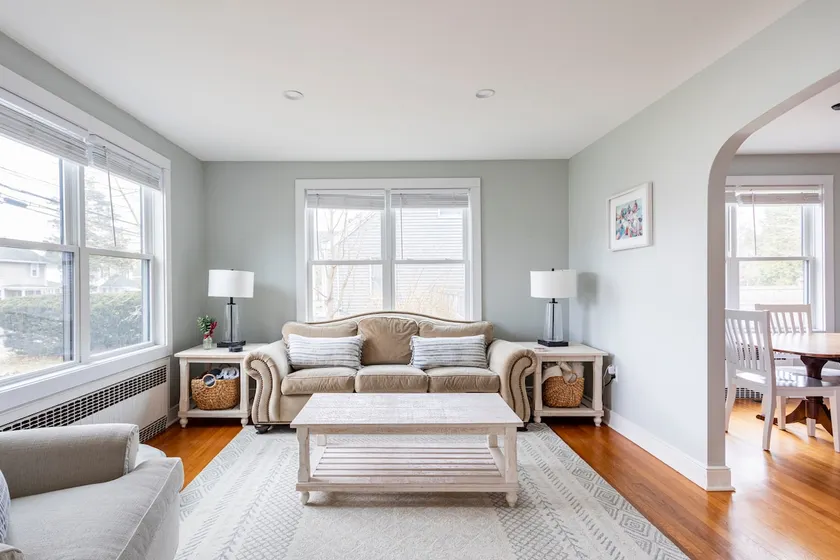 Charming home, easy access to everything Branford - Image 1