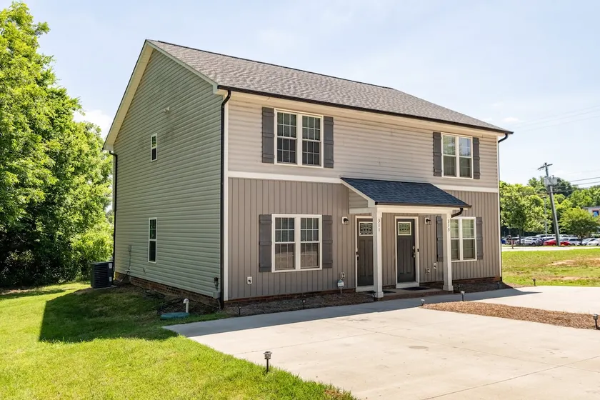Luxury*3BR Duplex*ExclusiveDiscounts*RestfulRepose - Image 1