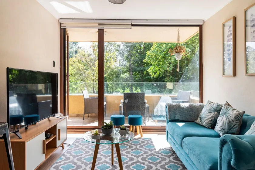 Luxurious lake view apartment on the Villarrica waterfront - Image 1