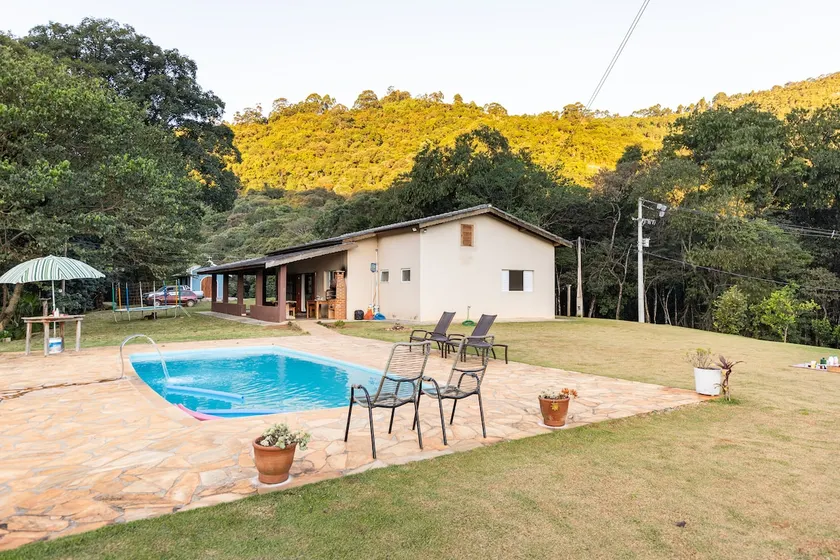 Chalet house in São Joaquim with lots of green space! - Image 1