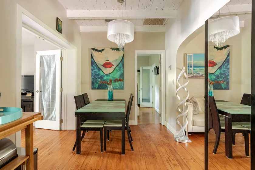 Entire Private Beautiful Home 10min drive to beach - Image 1