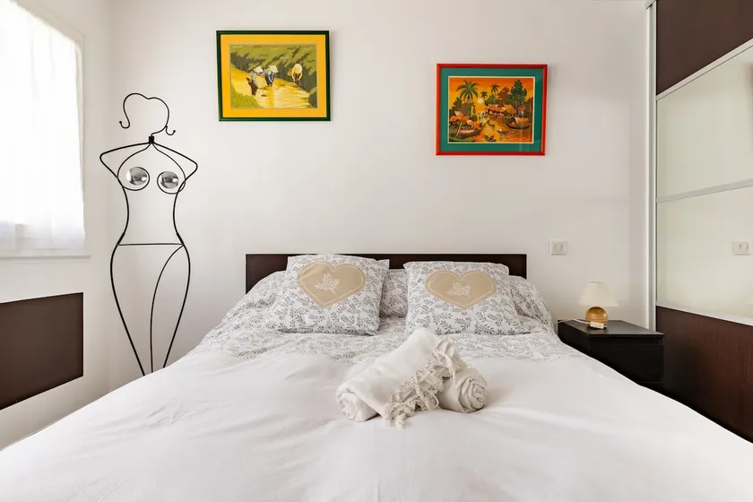 Cozy independent room - Image 1
