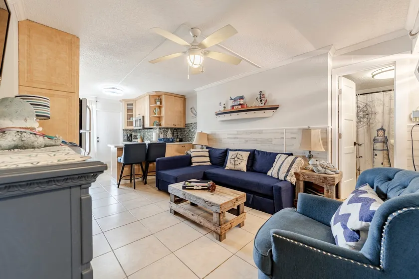 *NAUTiCAL* WRECK* HEAtED POOL, 2 BATH, OCEAN VIEW! - Image 1