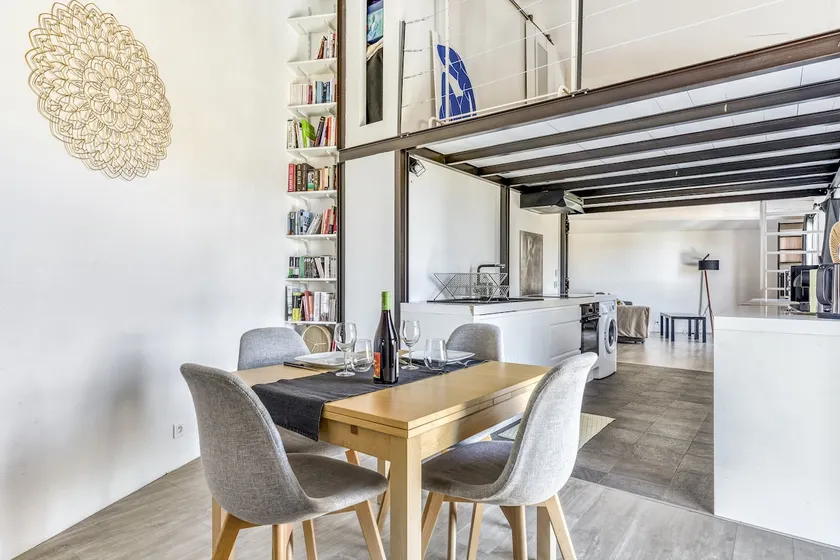 Duplex sur les étangs de Peyriac de Mer - Image 1
