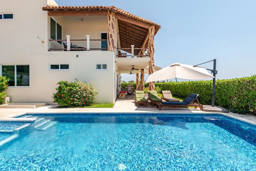Casa Colores Beach House - Image 1