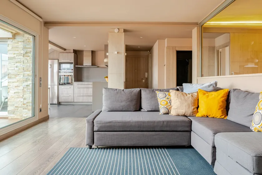 Centrally located and newly renovated penthouse. - Image 1