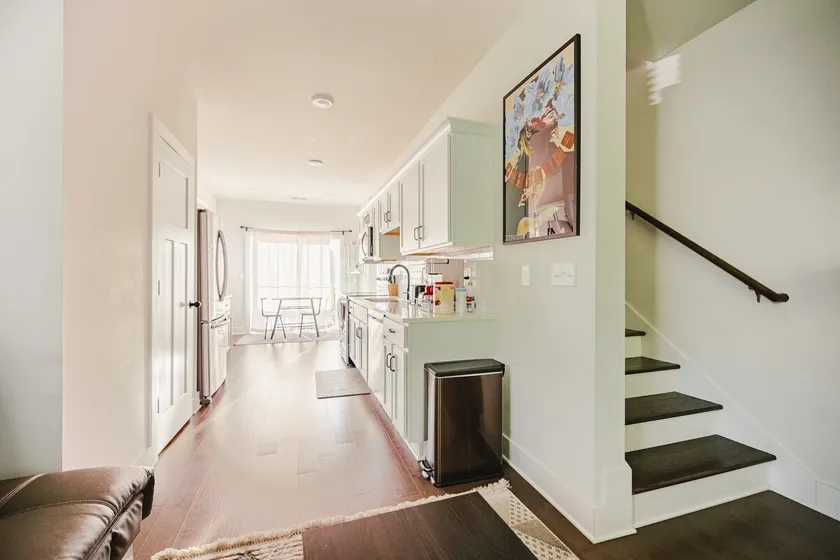 • Modern Stay in Nashville • 10 min from BNA & DT - Image 1