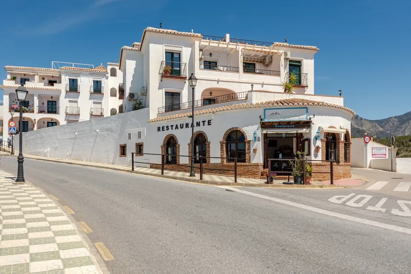 Apartment With 2 Bedrooms in Frigiliana, With Wifi - 7 km From the Beach - Image 1