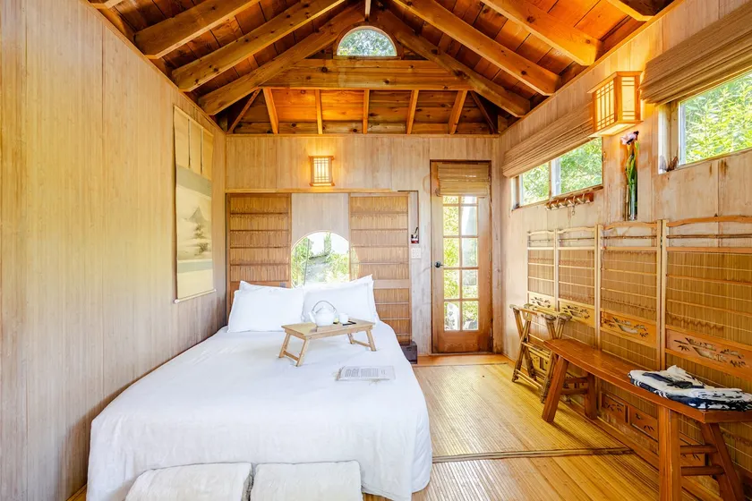 Oceanview Retreat - Image 1