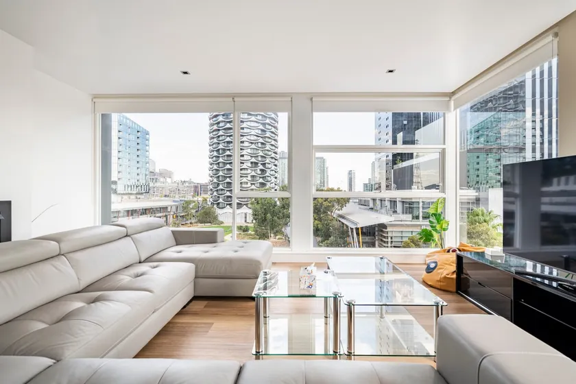Docklands Luxury Penthouse Right Above The District Docklands - Image 1
