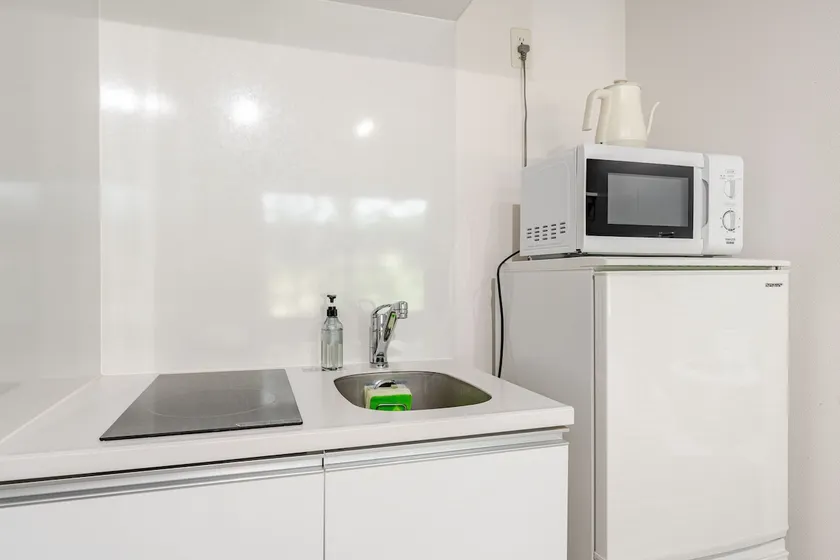 Eat's Ebisu, 10-minute walk from JR Ebisu Station, double bed apartment 102 - Image 1