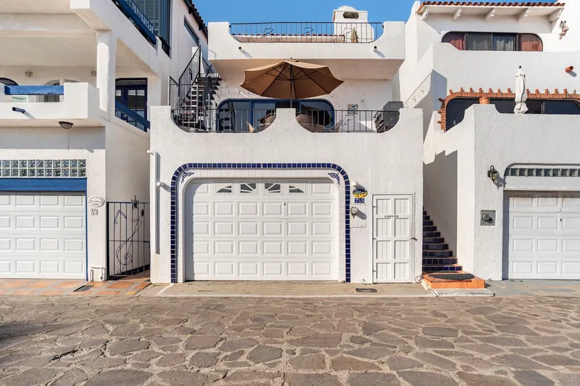 Casa Delfin: Secure and Serene - Image 1