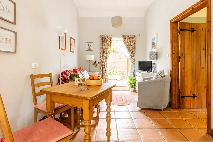 Mereside Farm - Image 1