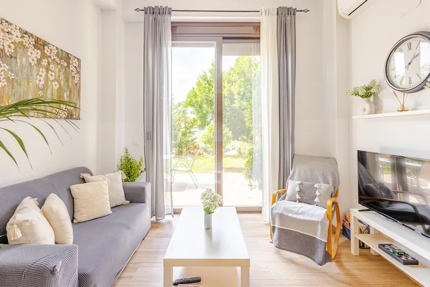 Myrtia's 2 Bedroom Apartment with Green Terrace - Image 1