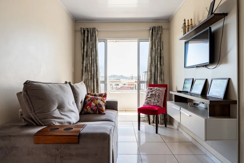 Apartment for up to 5 guests with a garage. - Image 1