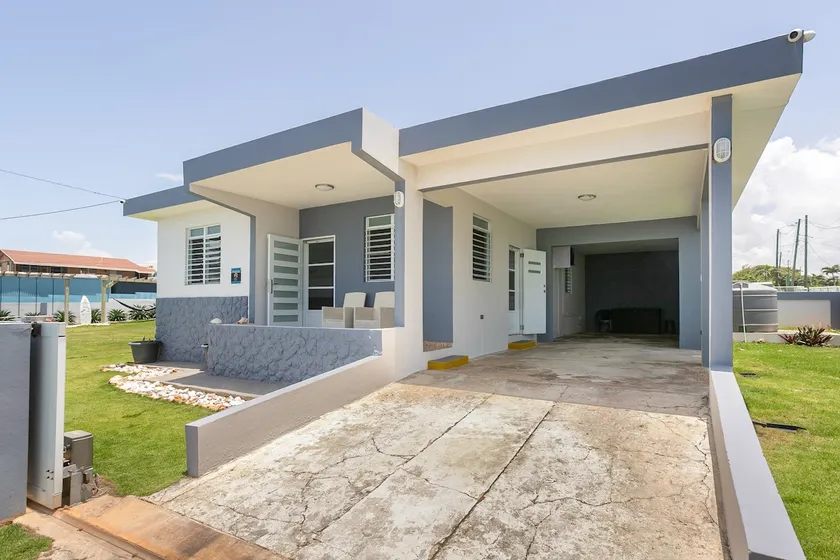 Ocean Front Gem; Casa Miamaris - Image 1