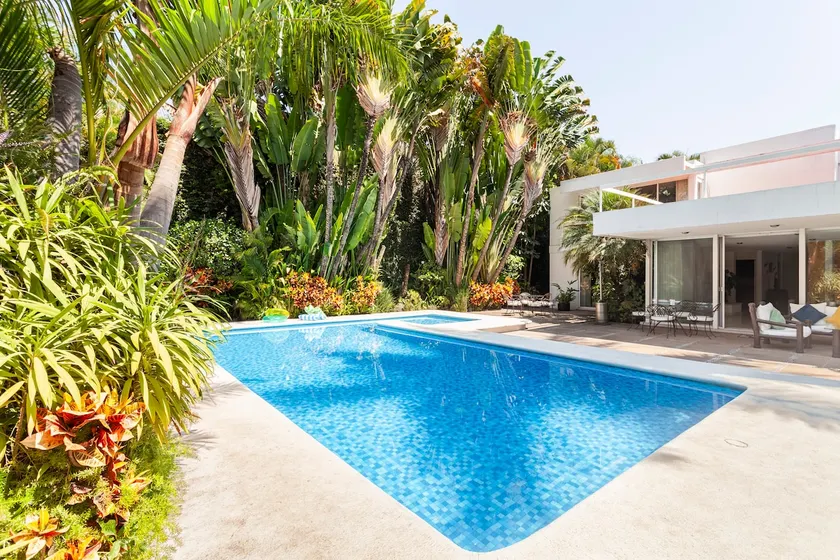 Charming residence in Cuernavaca - Image 1
