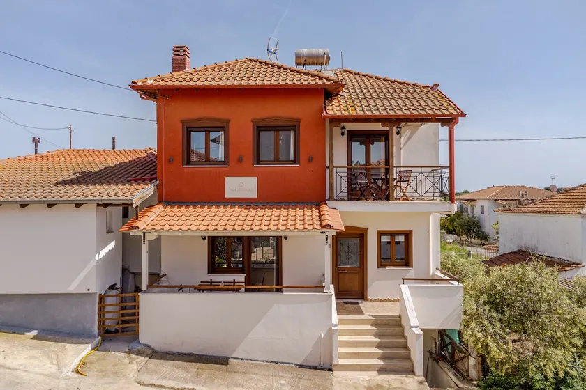Maria’s Guesthouse - Image 1