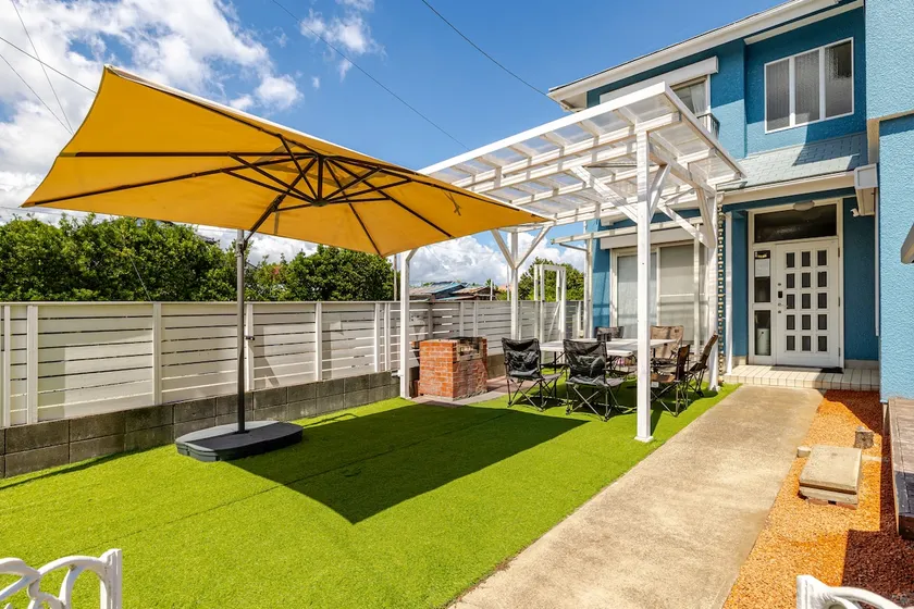 5 minutes to the sea!Spacious 6LDK! BBQ with pergola!Kids room with unlimited play Switch on the big screen![An entire building] - Image 1