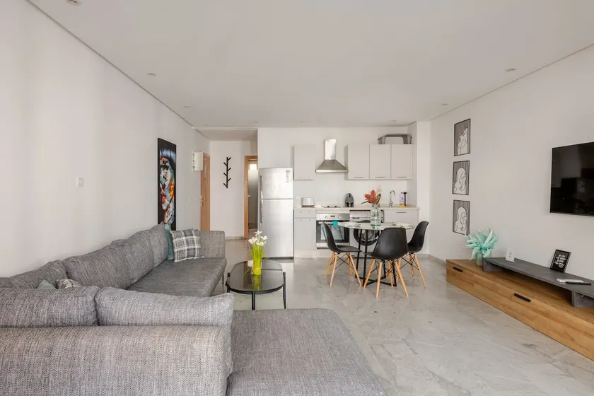 Gauthier Living 3 | 1CH & 1 Twin Center - Image 1