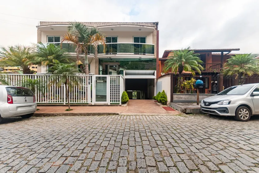 2 bedroom apartment near Olaria and Cônego - Image 1