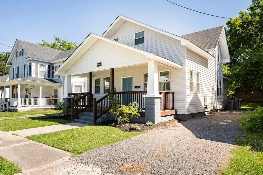 Beautiful 3 bedroom home - Image 1
