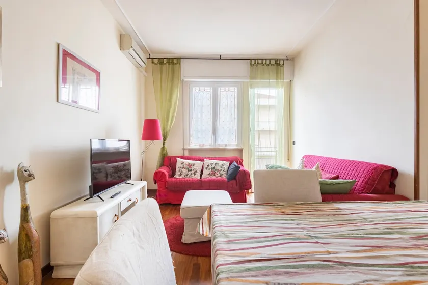 Claudia's apartment - Image 1