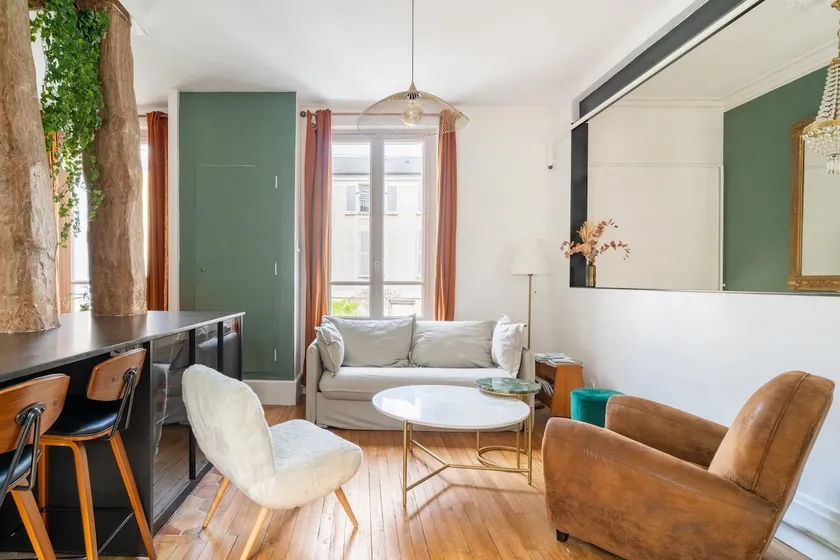 Historic apartment in the heart of the city, chic and cozy - Image 1