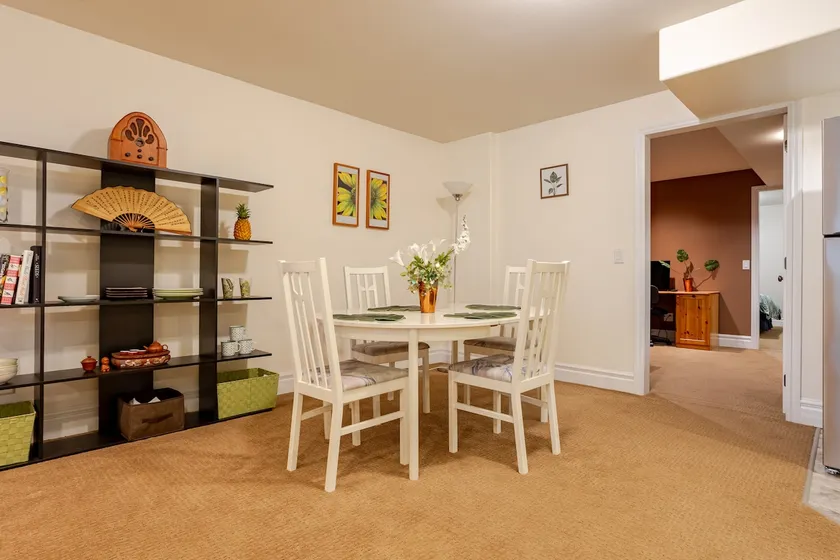 Bright & spacious private basement suite - Image 1