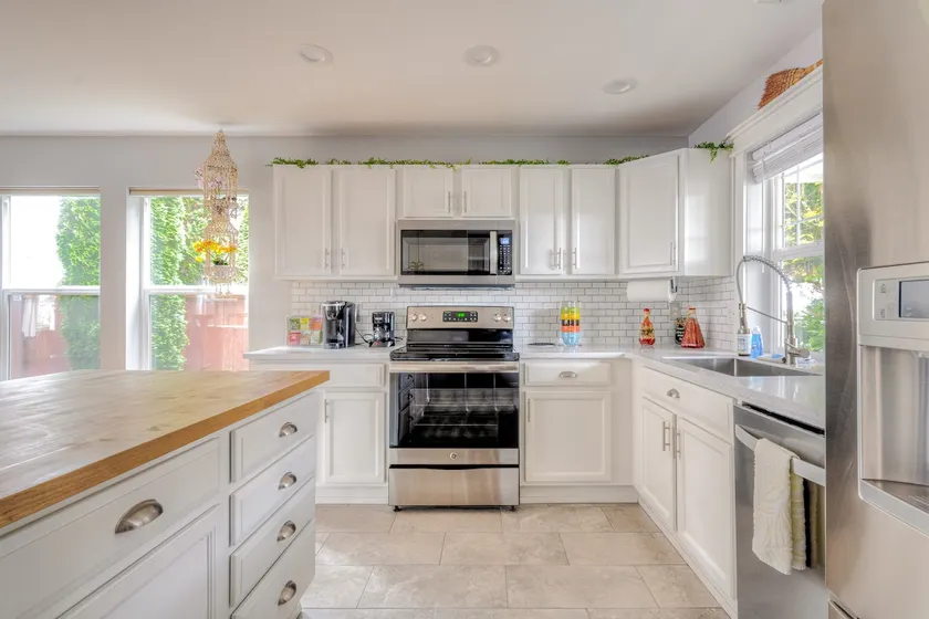 Family Friendly | Near JBLM | Private Backyard - Image 1