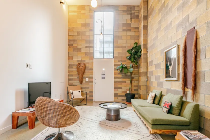 Stylish Downtown Loft | Free Parking Near Bay - Image 1