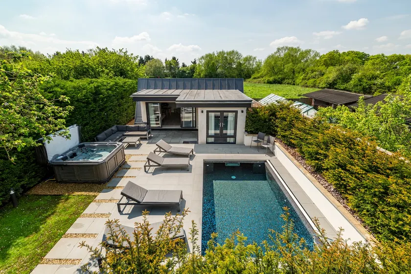 The Pool House - Image 1