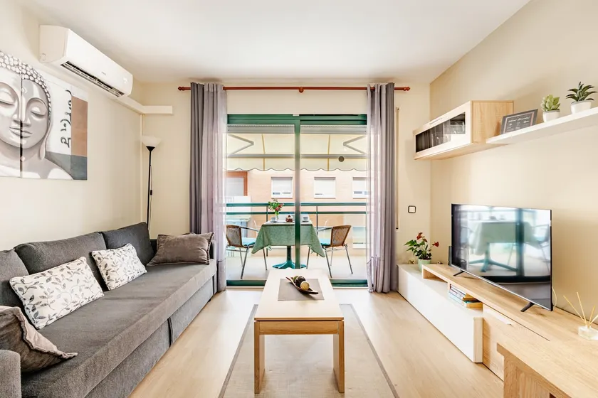 Cambrils Best place - pool and 200 m from the beach! - Image 1