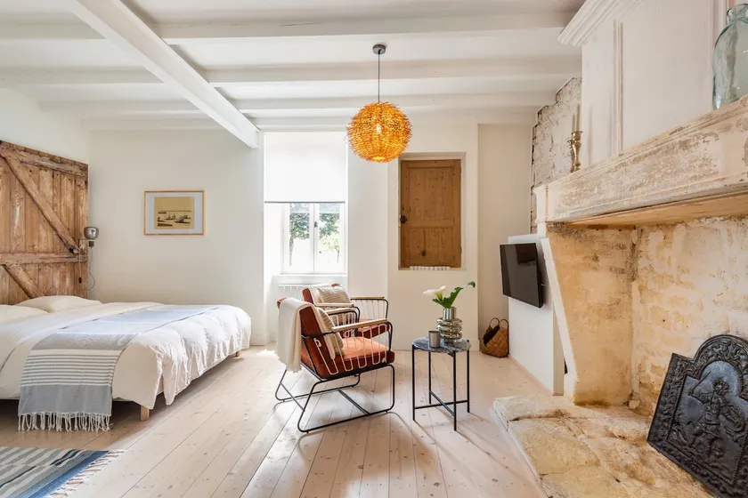 Historic French Cottage for Two with heated Pool - Image 1