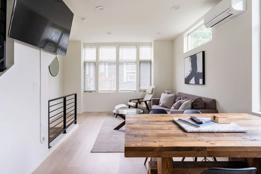 Modern townhouse/Seattle/Rooftop/10min to Downtown - Image 1