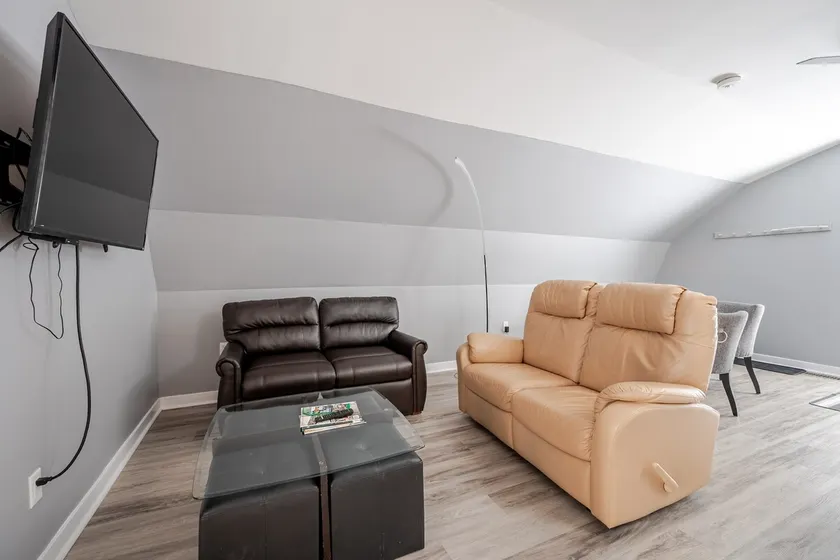 Lovely - 1 bedroom apartment unit in Ottawa - Image 1