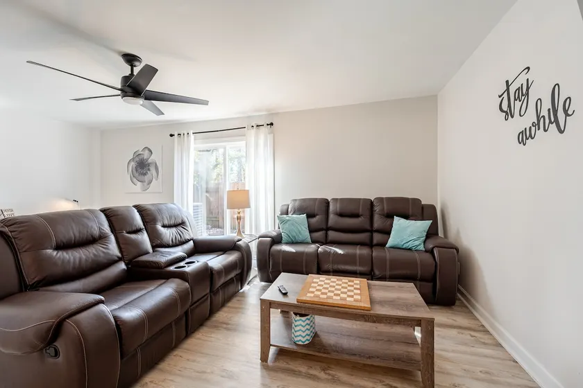 Spacious Townhouse In High Point Near HPU & Market - Image 1