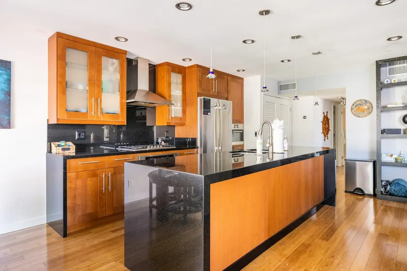 Upscale Pirate Condo with Amenities Galore! - Image 1